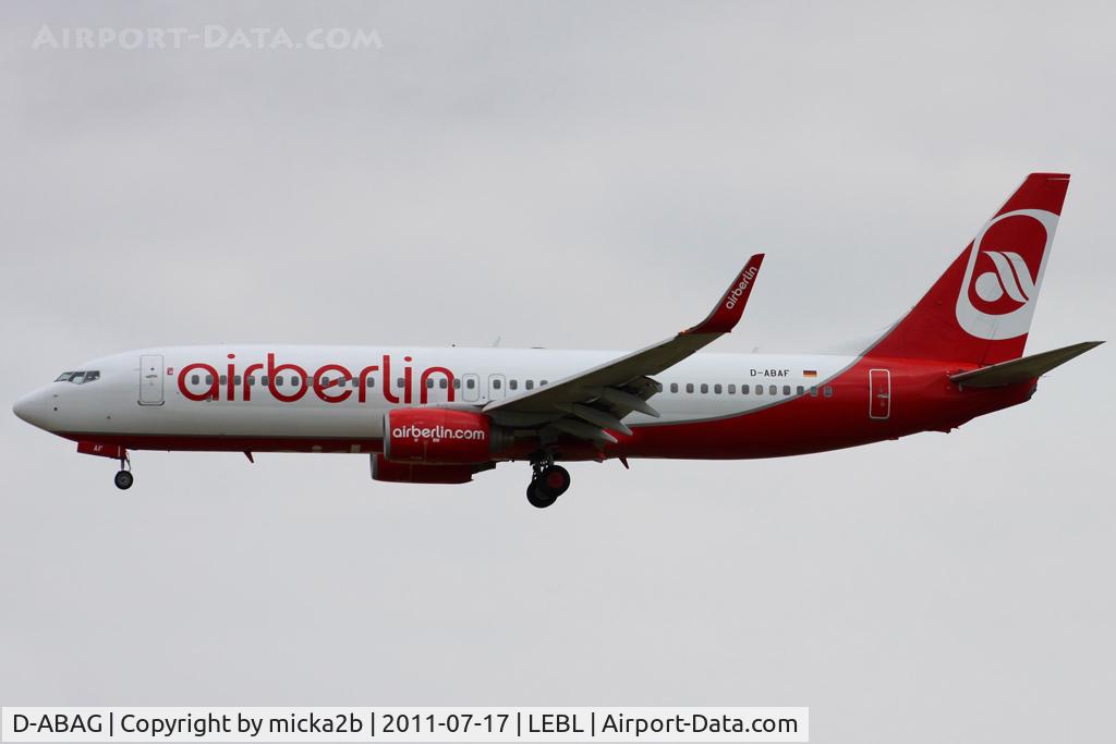 D-ABAG, 2001 Boeing 737-86J C/N 30879, Landing