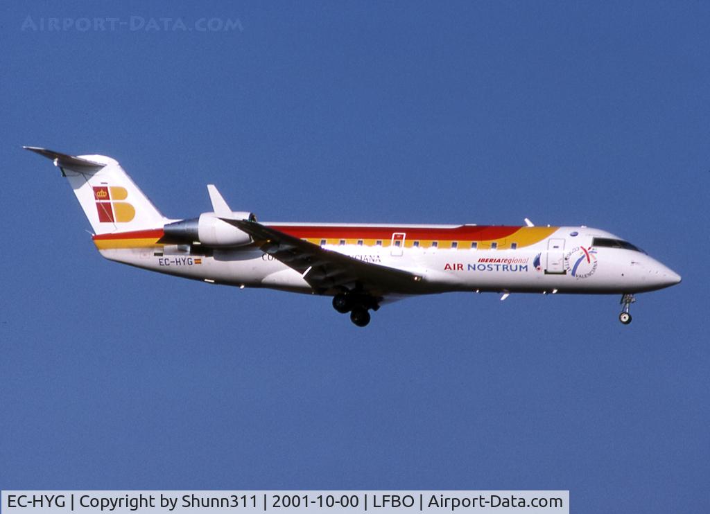 EC-HYG, 2001 Bombardier CRJ-200ER (CL-600-2B19) C/N 7529, Landing rwy 15R