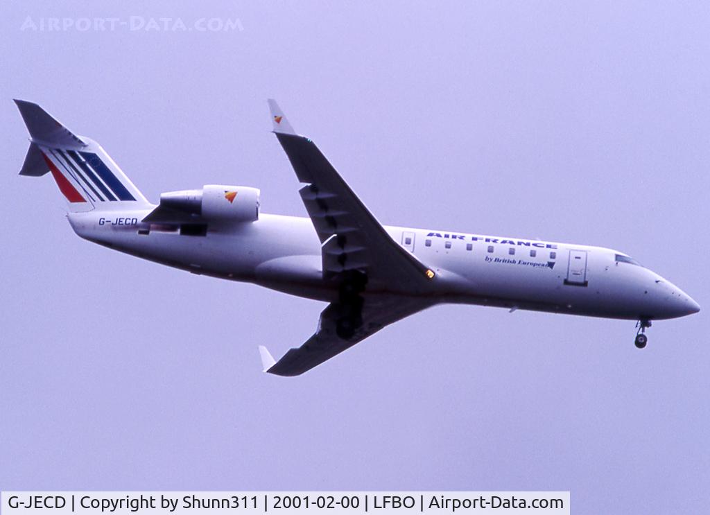 G-JECD, 2000 Canadair CRJ-200ER (CL-600-2B19) C/N 7469, Landing rwy 33L... Air France c/s by British European titles...