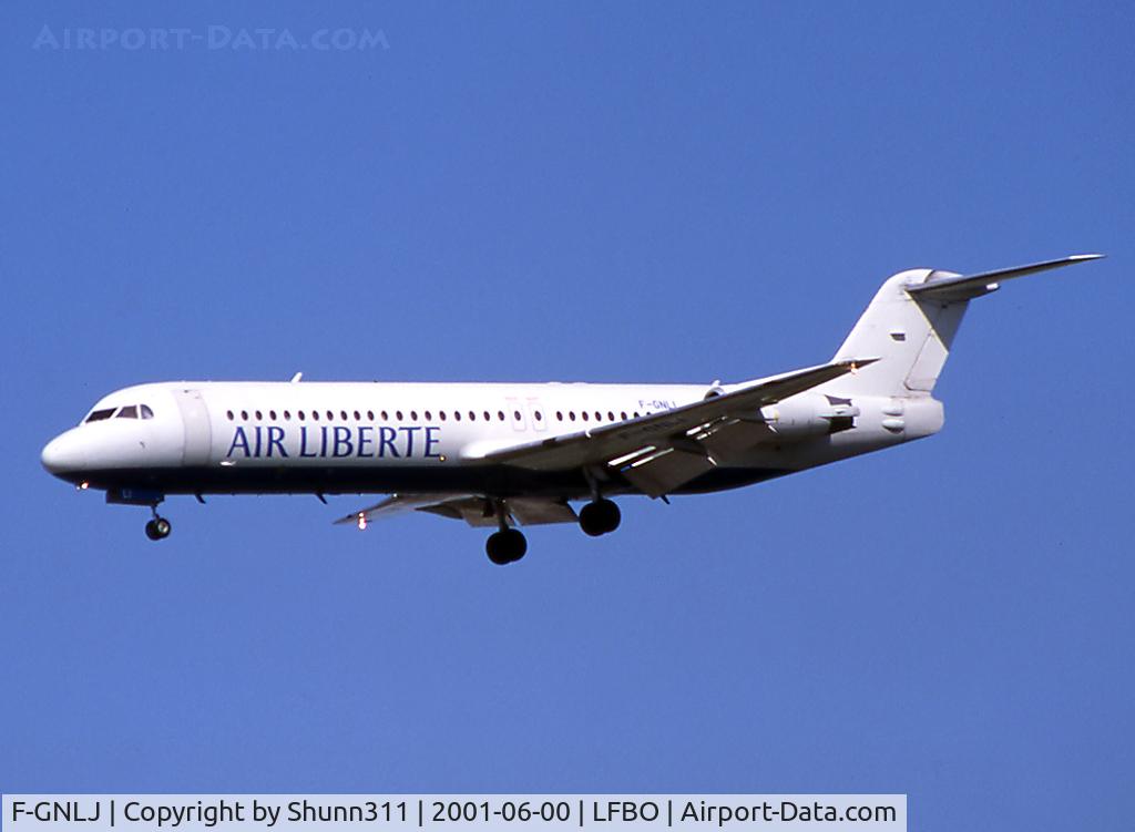 F-GNLJ, 1991 Fokker 100 (F-28-0100) C/N 11344, Landing rwy 15R