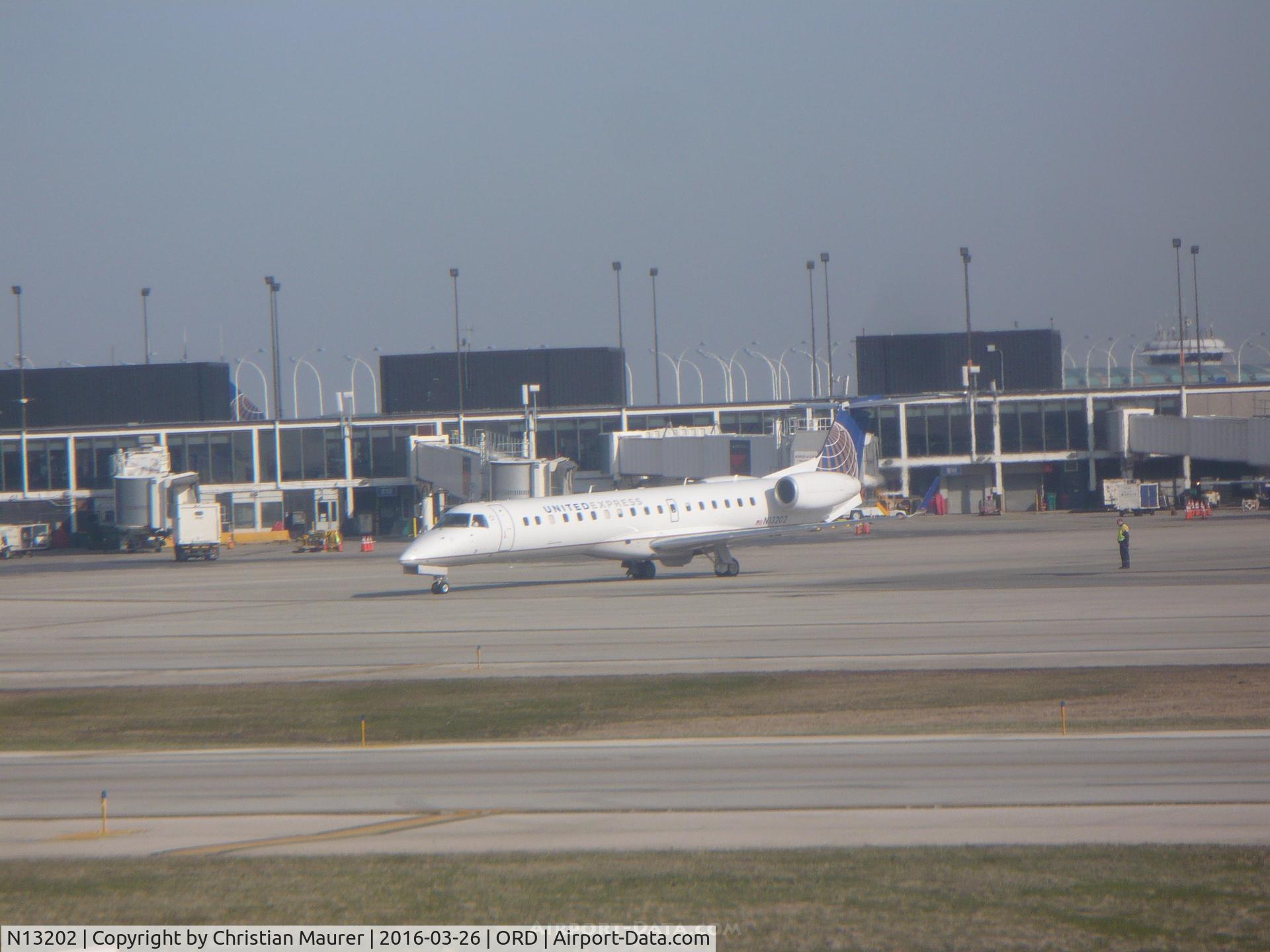 N13202, 2006 Embraer ERJ-145XR (EMB-145XR) C/N 14500962, ExpressJet ERJ-145XR