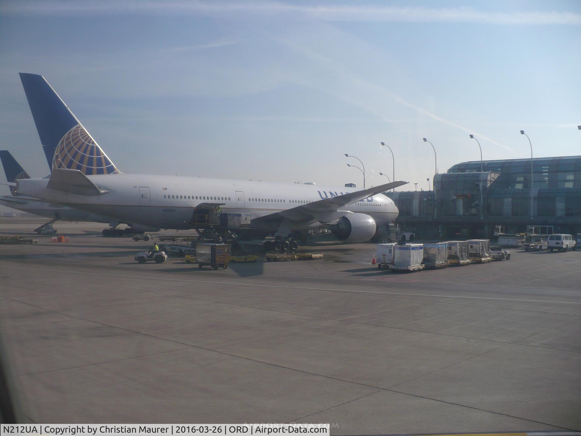 N212UA, 2000 Boeing 777-222 C/N 30218, Boeing 777-222