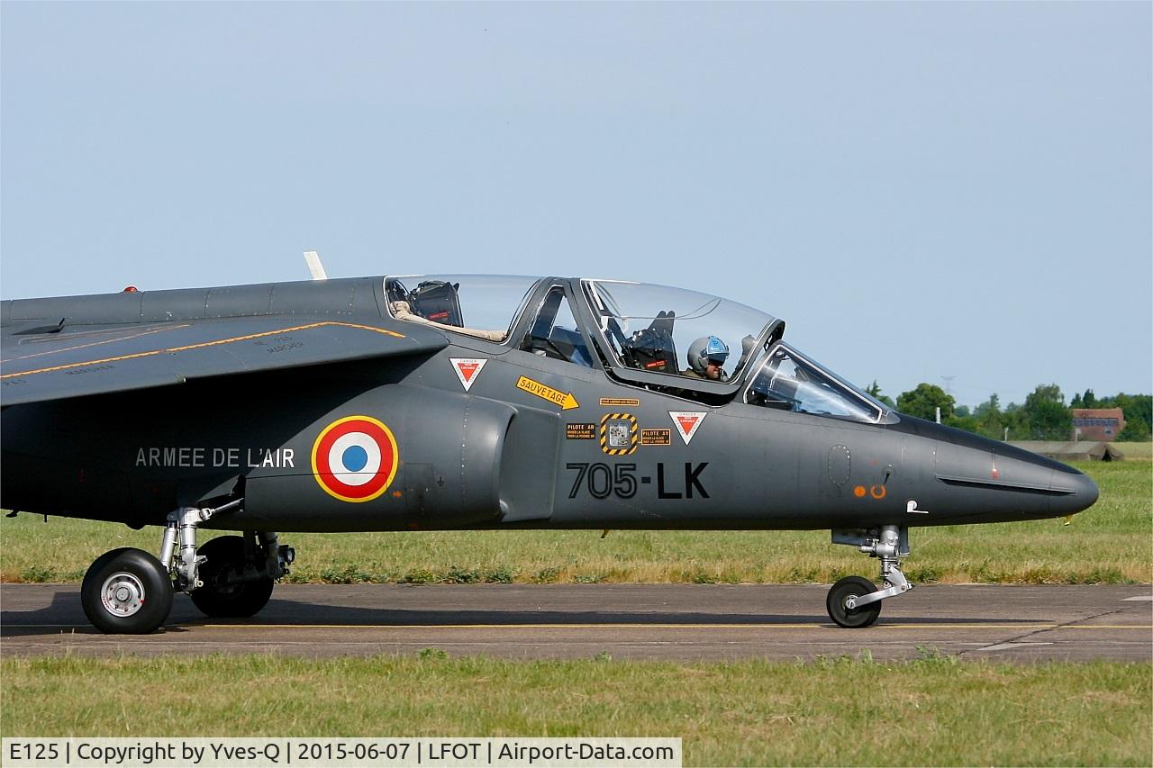 E125, Dassault-Dornier Alpha Jet E C/N E125, Dassault-Dornier Alpha Jet E (705-LK), Taxiing to parking area, Tours - St Symphorien Air Base 705 (LFOT-TUF) Open day 2015