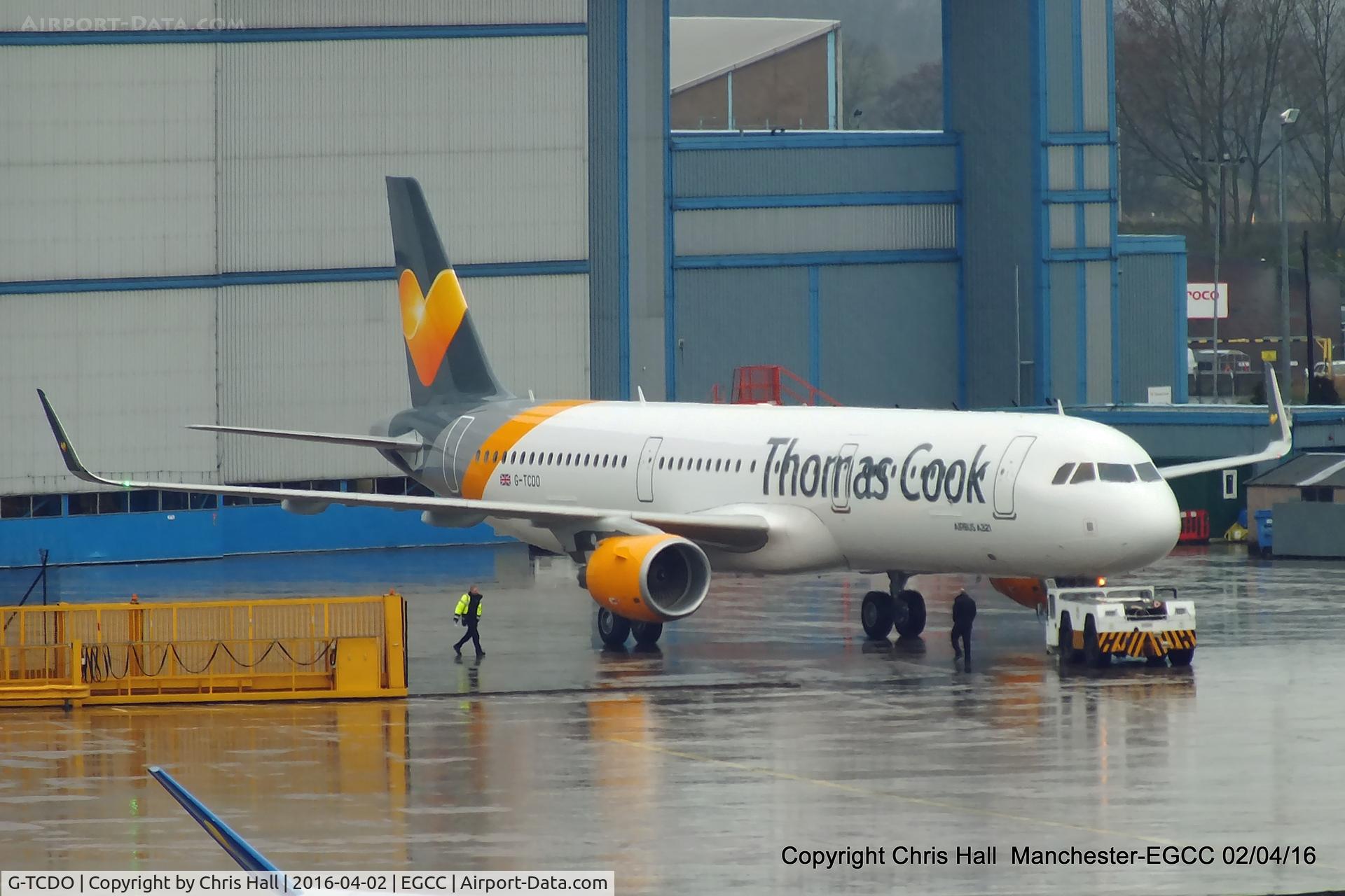 G-TCDO, 2016 Airbus A321-211 C/N 7055, brand new A321 being towed from the Thomas Cook hangar