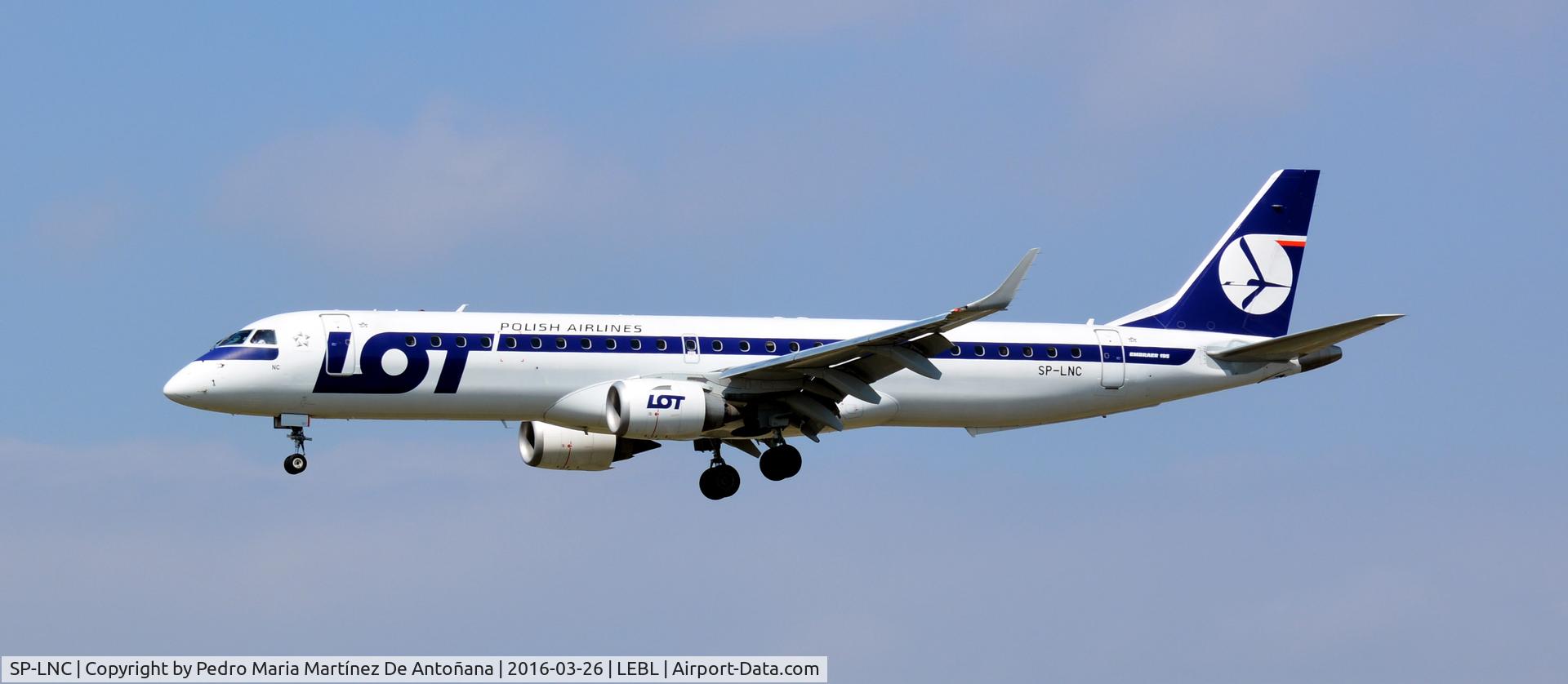 SP-LNC, 2011 Embraer 195LR (ERJ-190-200LR) C/N 19000462, El Prat -  Barcelona  -  España