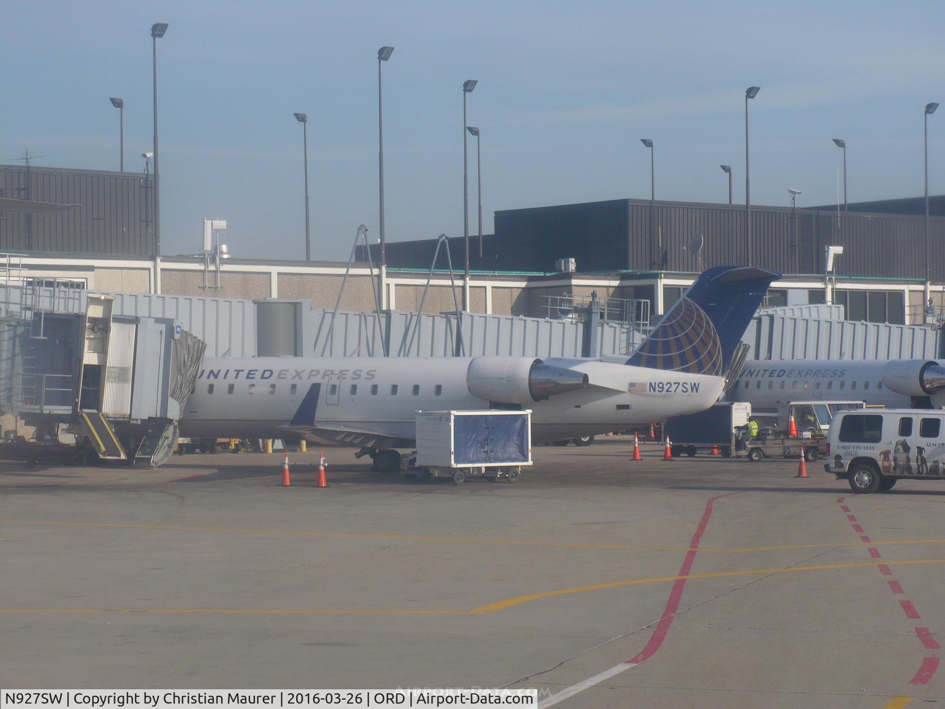 N927SW, 2002 Bombardier CRJ-200ER (CL-600-2B19) C/N 7693, SkyWest CRJ-200