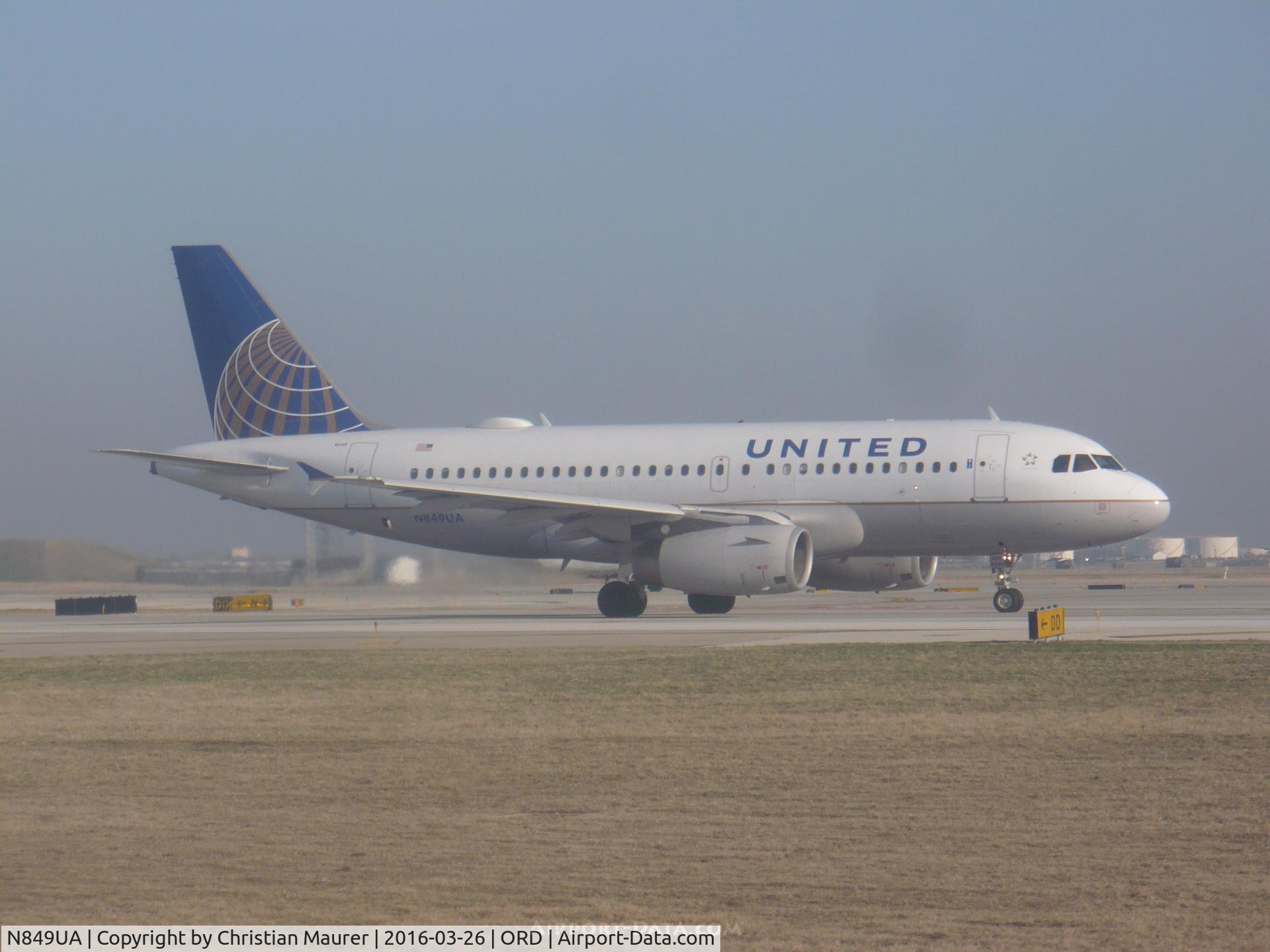 N849UA, 2002 Airbus A319-131 C/N 1649, Airbus A319-131 Ready to Takeoff to Benito Juarez Mexico City INTL Airport