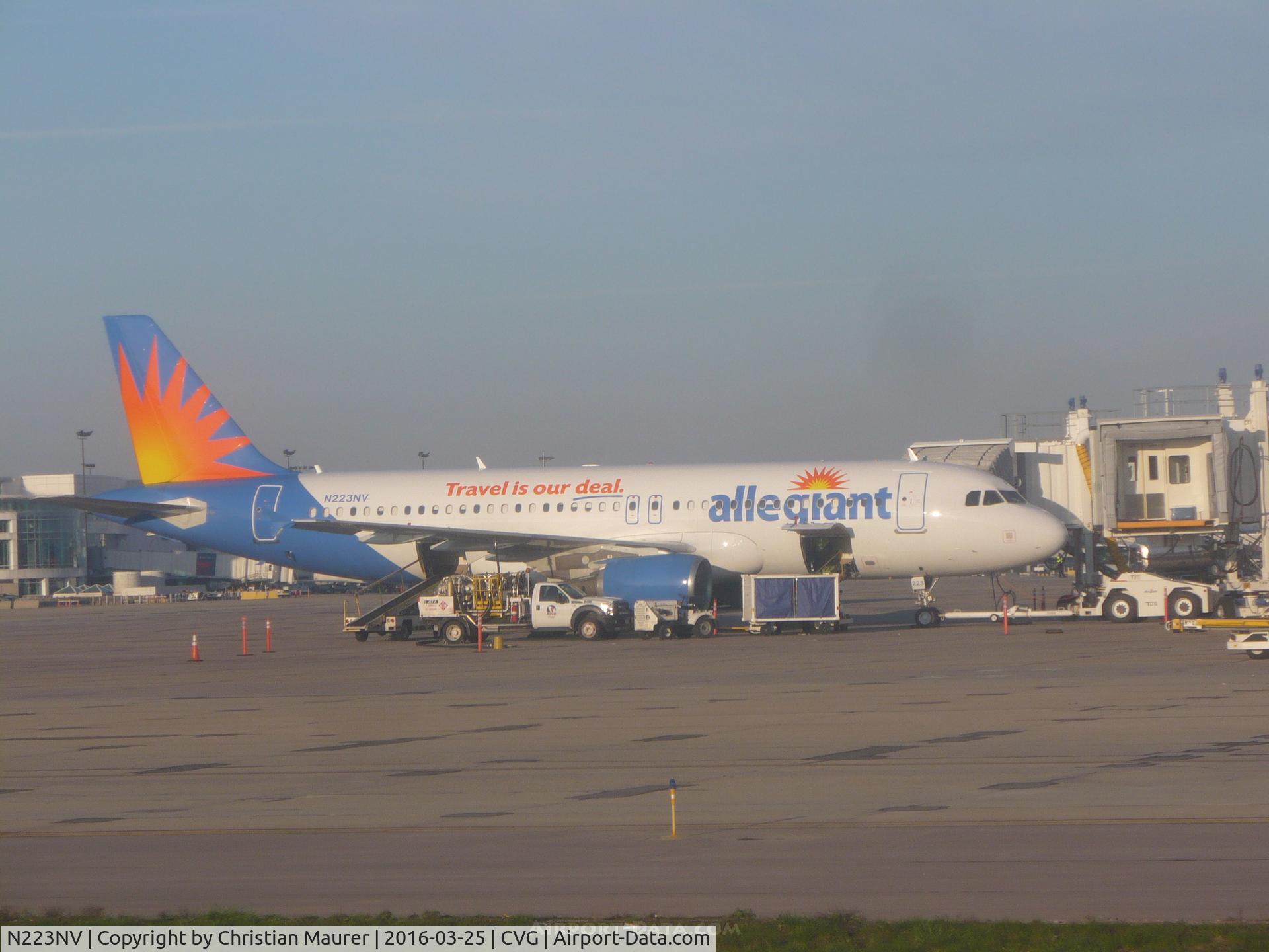 N223NV, 2001 Airbus A320-214 C/N 1540, Allegiant A320-214