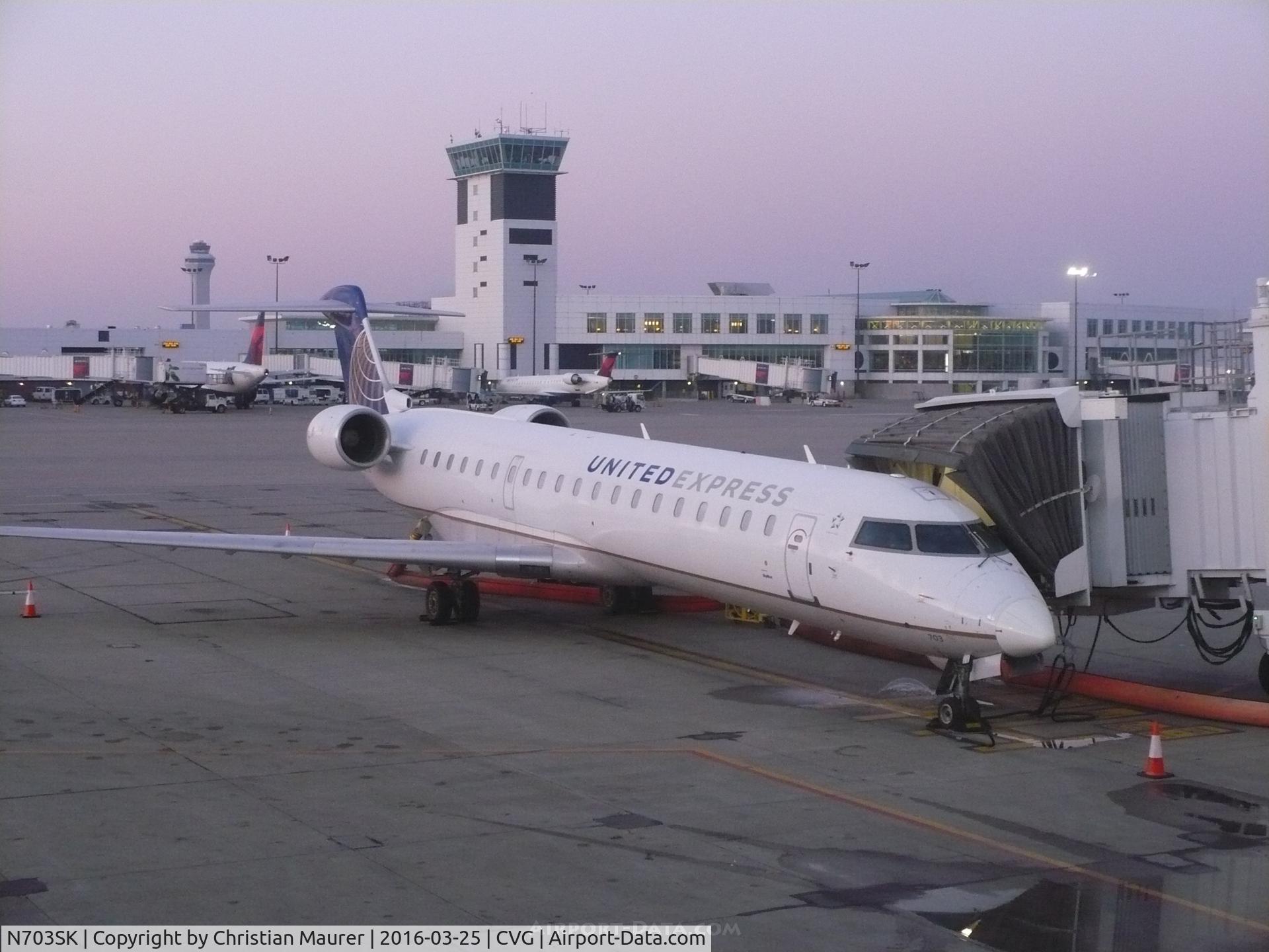 N703SK, 2004 Bombardier CRJ-701ER (CL-600-2C10) Regional Jet C/N 10139, CRJ-700LR
