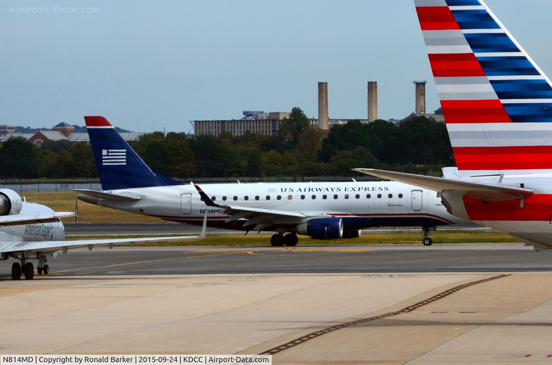 N814MD, 2004 Embraer 170SU (ERJ-170-100SU) C/N 17000033, Taxi National