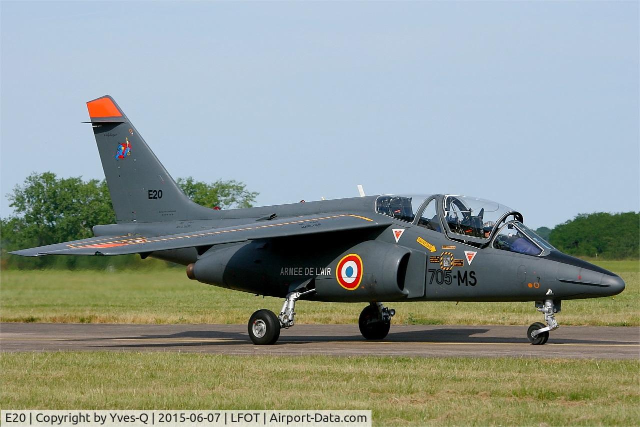 E20, Dassault-Dornier Alpha Jet E C/N E20, Dassault-Dornier Alpha Jet E (705-MS), Taxiing to parking area, Tours - St Symphorien Air Base 705 (LFOT-TUF) Open day 2015