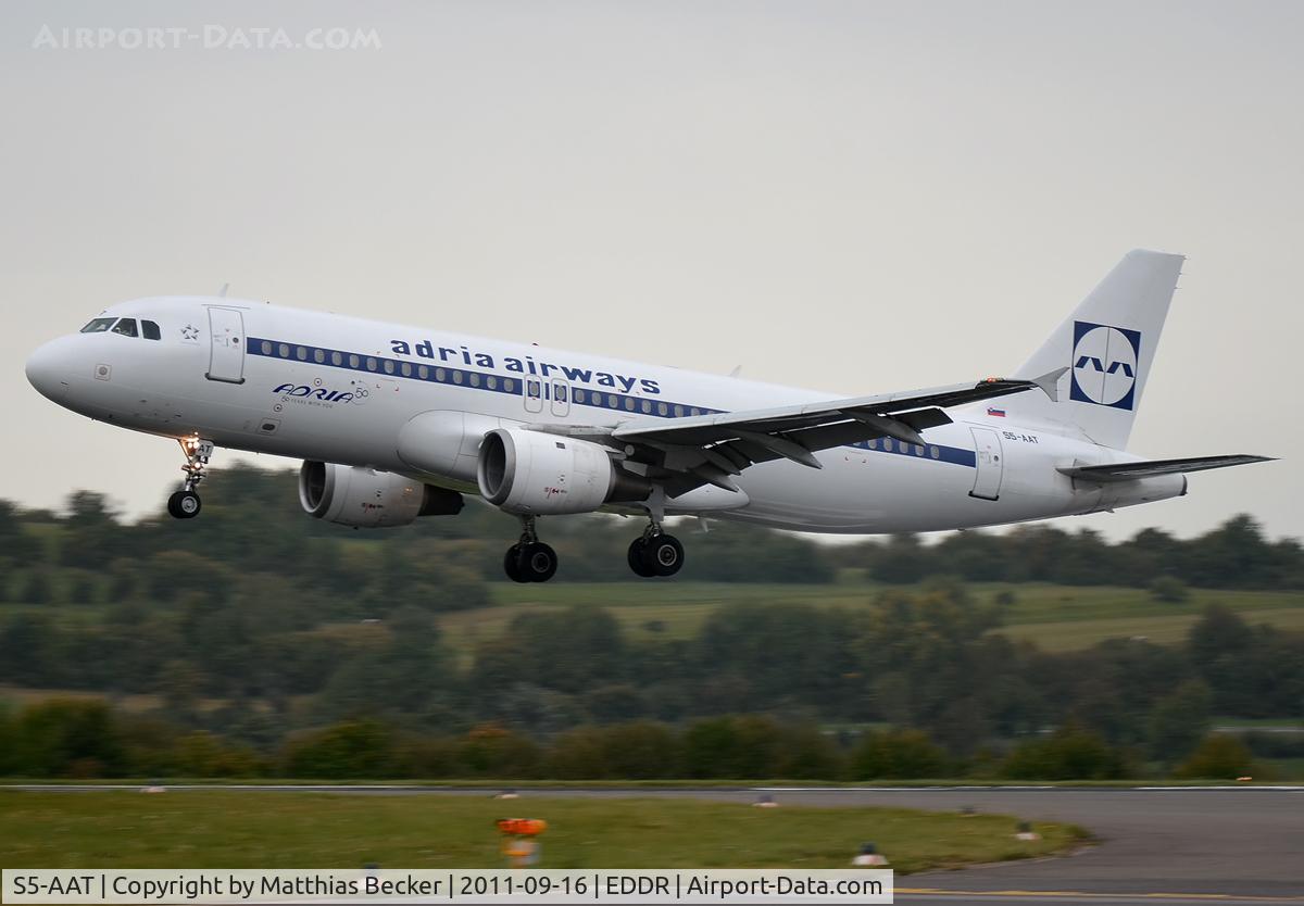 S5-AAT, 1991 Airbus A320-231 C/N 0191, S5-AAT