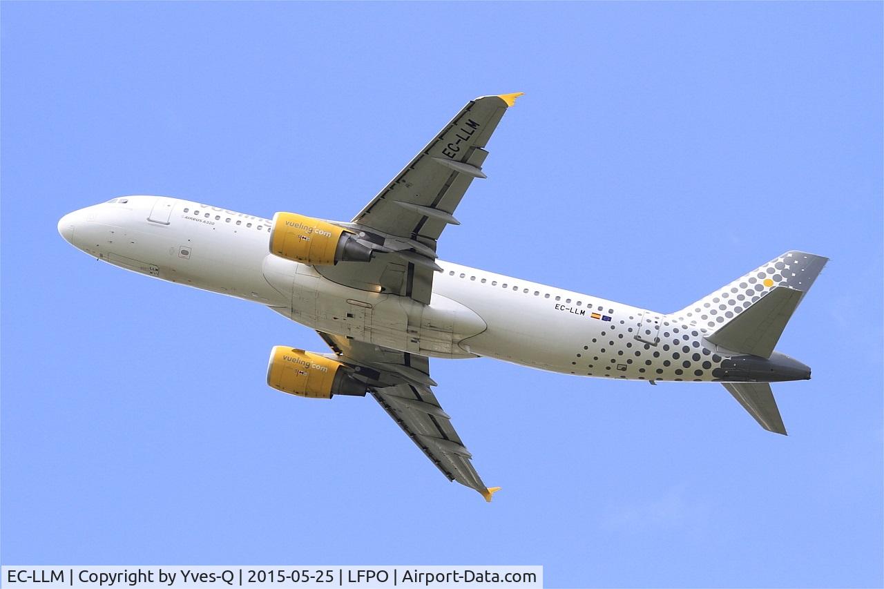 EC-LLM, 2011 Airbus A320-214 C/N 4681, Airbus A320-214, Take off Rwy 24, Paris-Orly Airport (LFPO-ORY)
