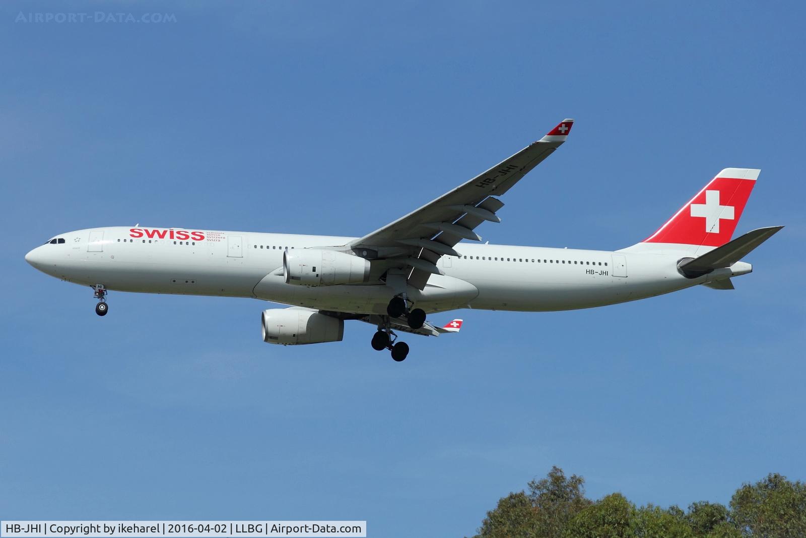 HB-JHI, 2010 Airbus A330-343X C/N 1181, Flight from Zurich, landing on runway 30.