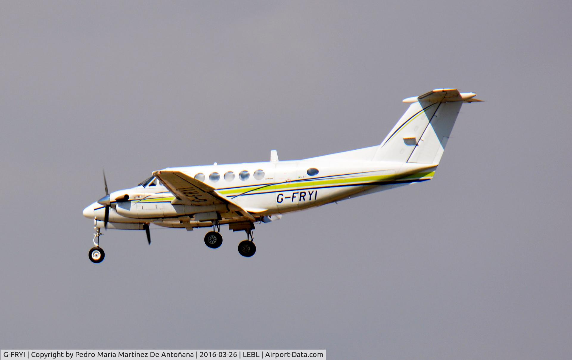 G-FRYI, 1976 Beech 200 Super King Air C/N BB-210, El Prat -  Barcelona  -  España