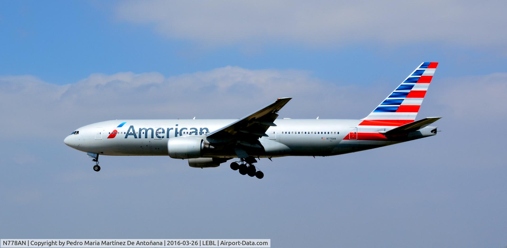 N778AN, 1999 Boeing 777-223 C/N 29587, El Prat -  Barcelona  -  España