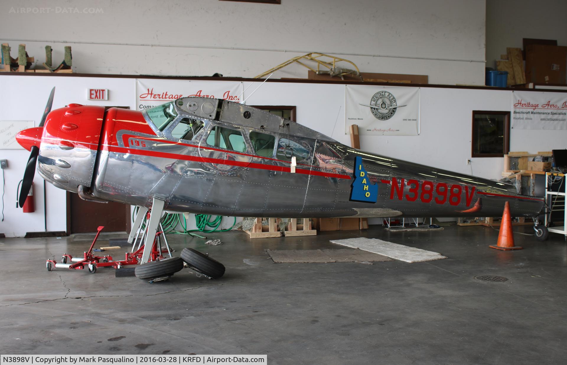 N3898V, 1949 Cessna 195 C/N 7376, Cessna 195
