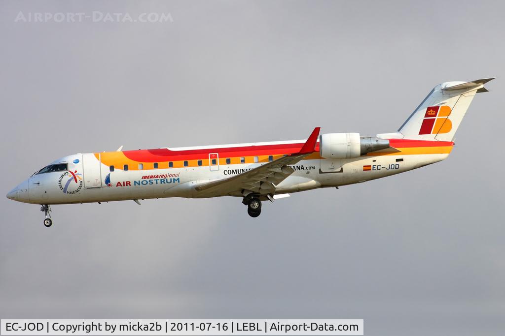 EC-JOD, 2006 Bombardier CRJ-200ER (CL-600-2B19) C/N 8061, Landing