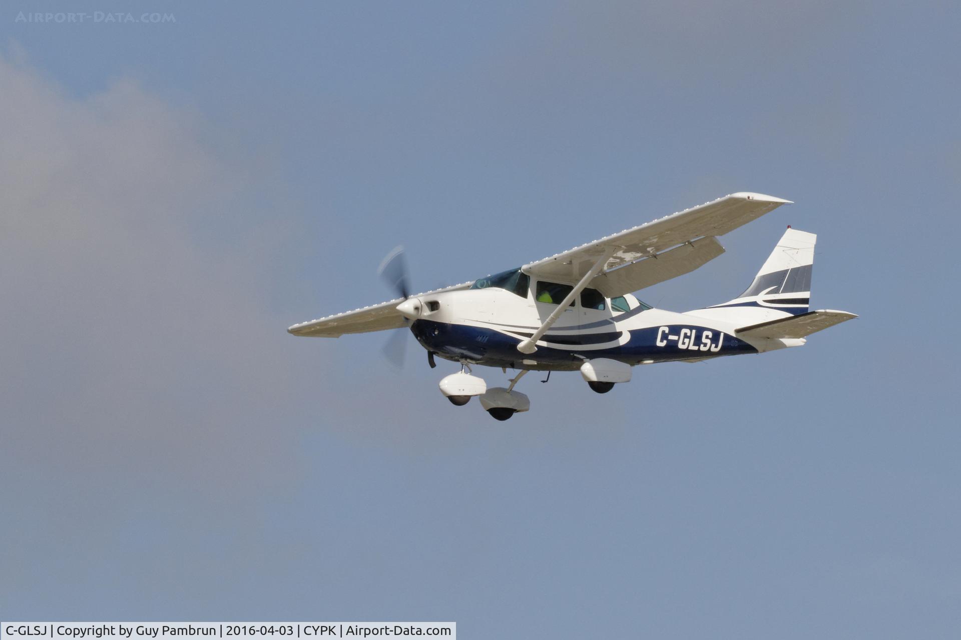 C-GLSJ, 1981 Cessna TU206G Turbo Stationair C/N U20606639, Landing