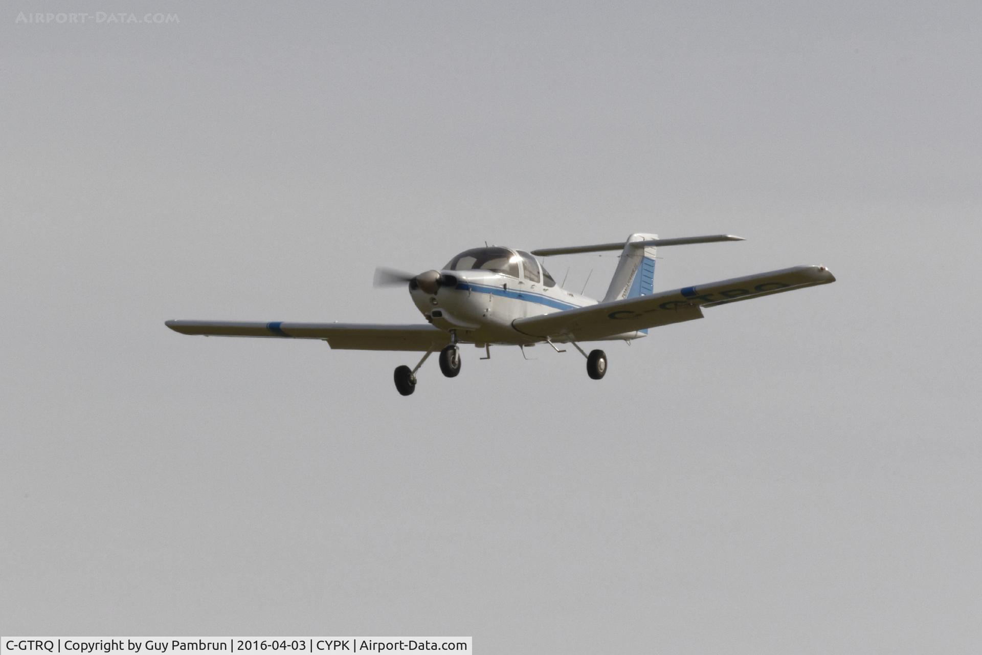 C-GTRQ, 1982 Piper PA-38-112 Tomahawk Tomahawk C/N 3882A0057, Landing