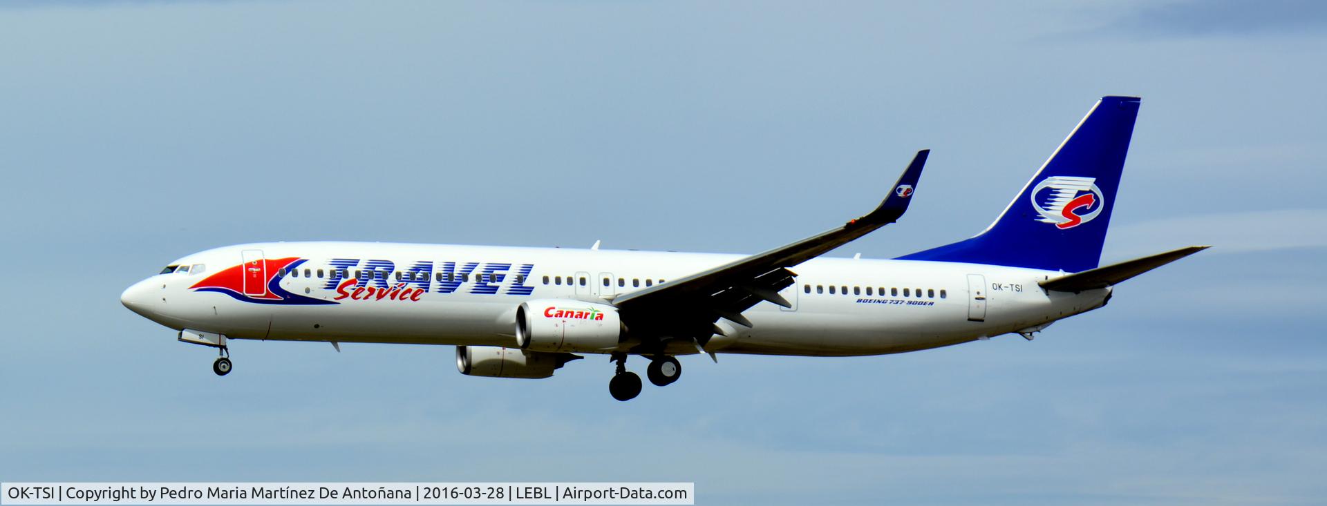 OK-TSI, 2011 Boeing 737-9GJ/ER C/N 37363, El Prat -  Barcelona  -  España