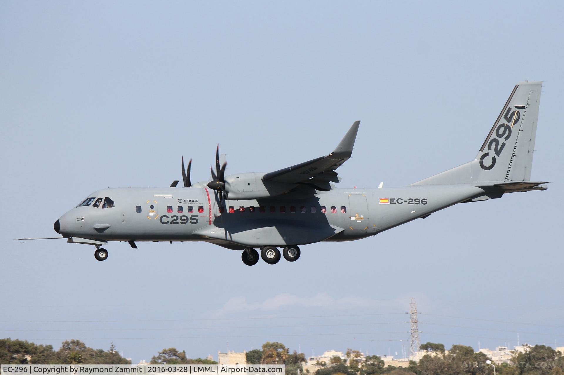 EC-296, 1998 CASA C-295W C/N S-001, CASA CN-295M EC-296 Casa