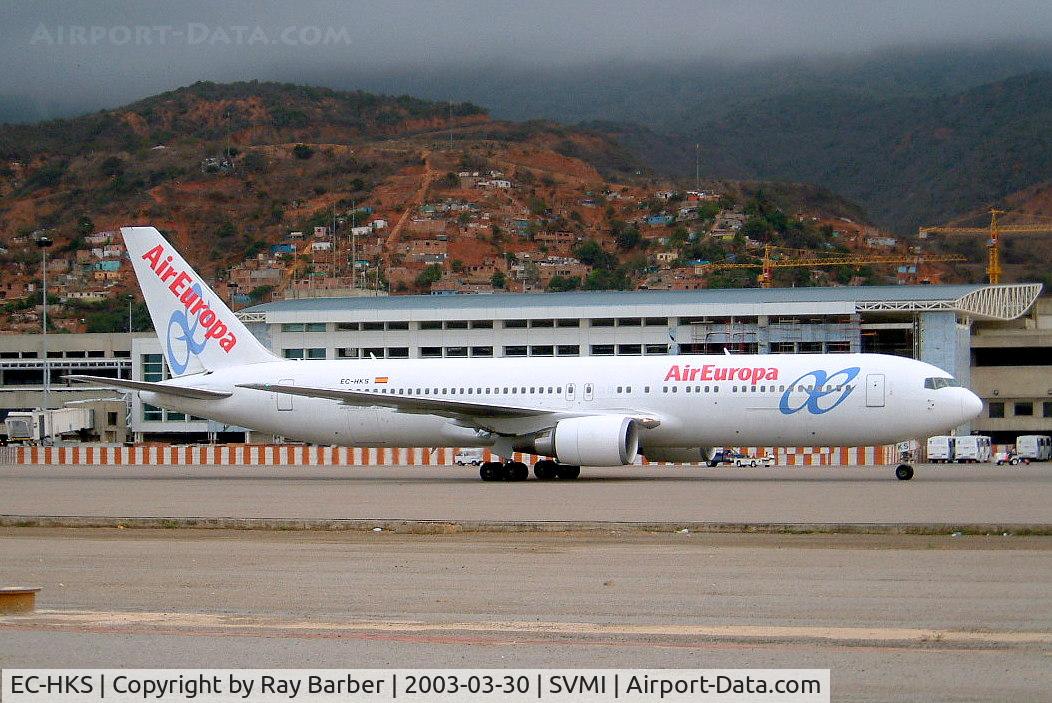 EC-HKS, 2000 Boeing 767-3Q8ER C/N 27686, Boeing 767-3Q8ER [27686] (Air Europa) Caracas-Simon Bolivar Int'l~YV 30/03/2003