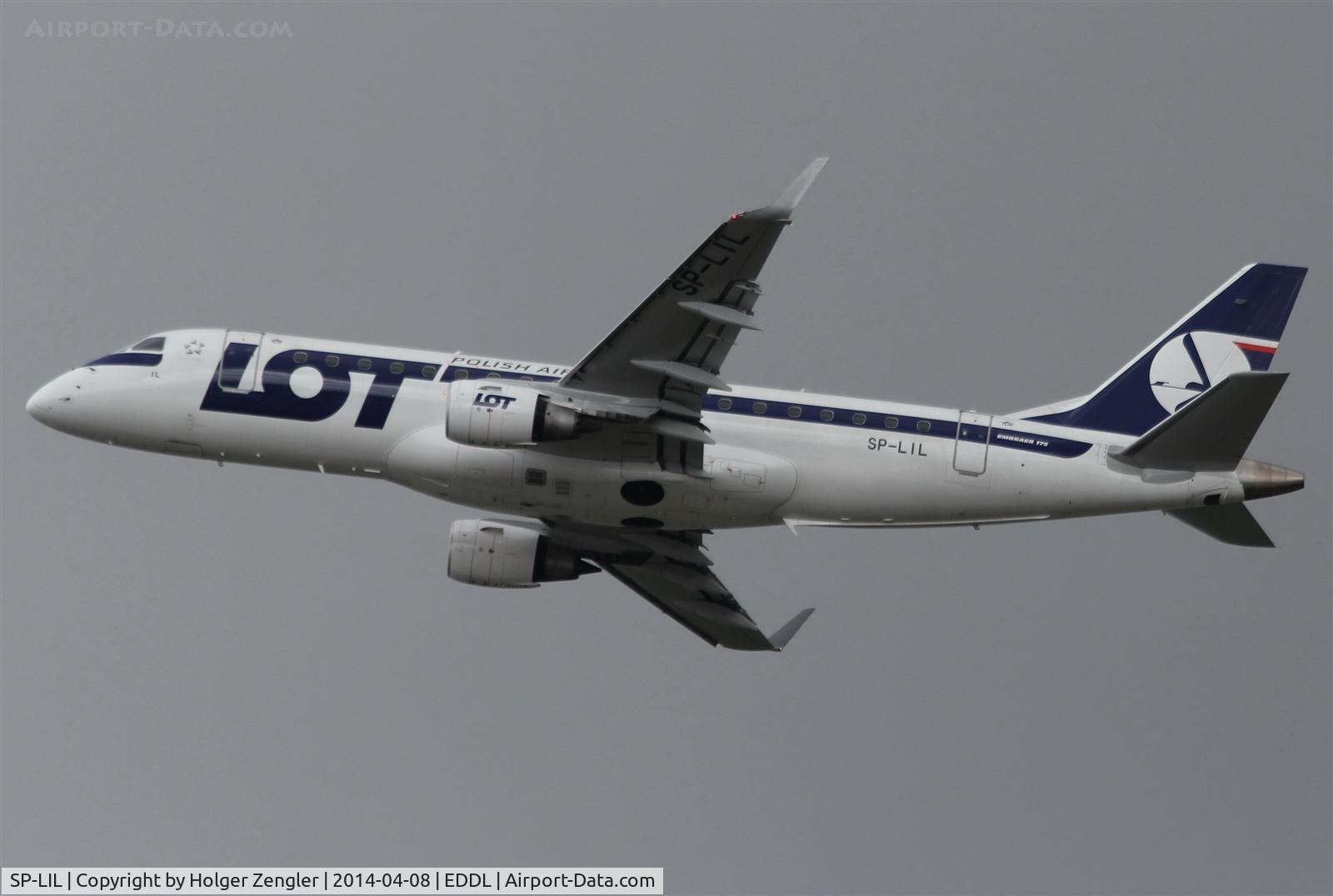 SP-LIL, 2010 Embraer 175LR (ERJ-170-200LR) C/N 17000306, Departing DUS eastbound...