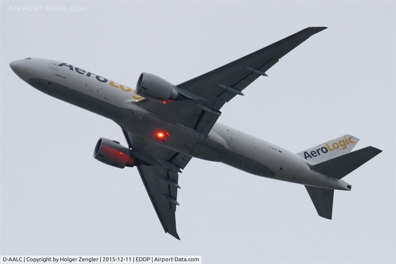 D-AALC, 2009 Boeing 777-FZN C/N 36003, Inbound traffic for rwy 26L.....