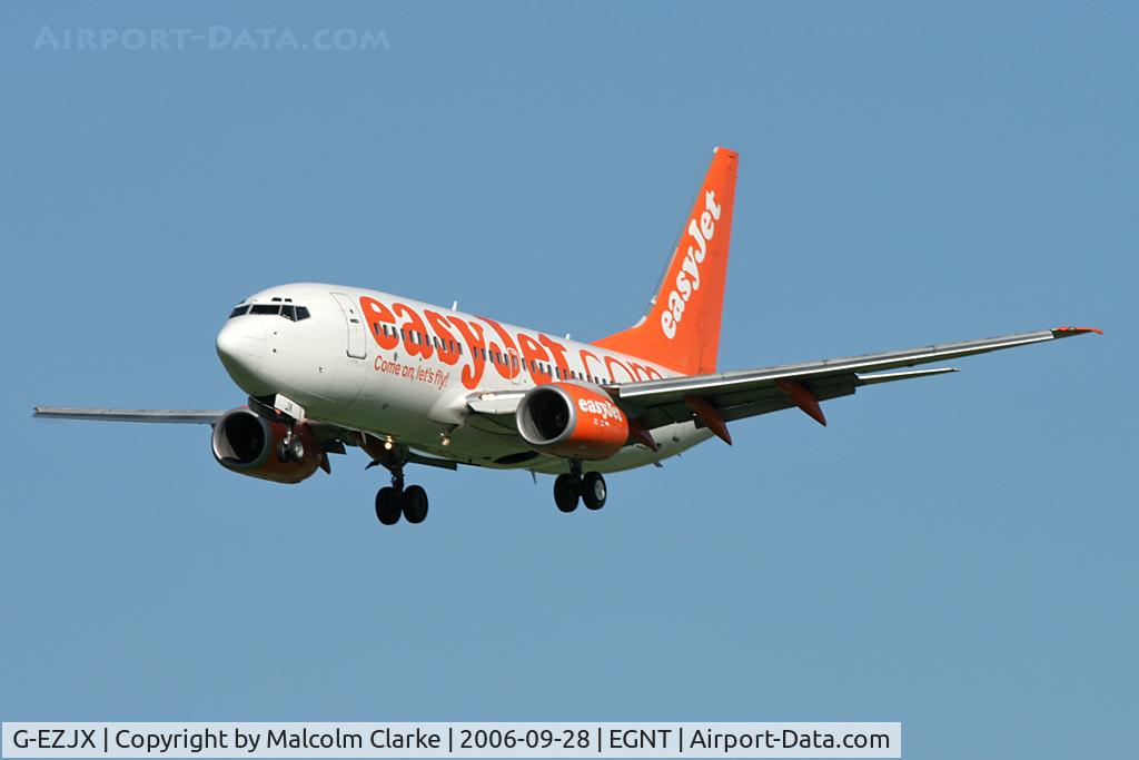G-EZJX, 2003 Boeing 737-73V C/N 32419, Boeing 737-73V on approach to Newcastle Airport, September 2006.