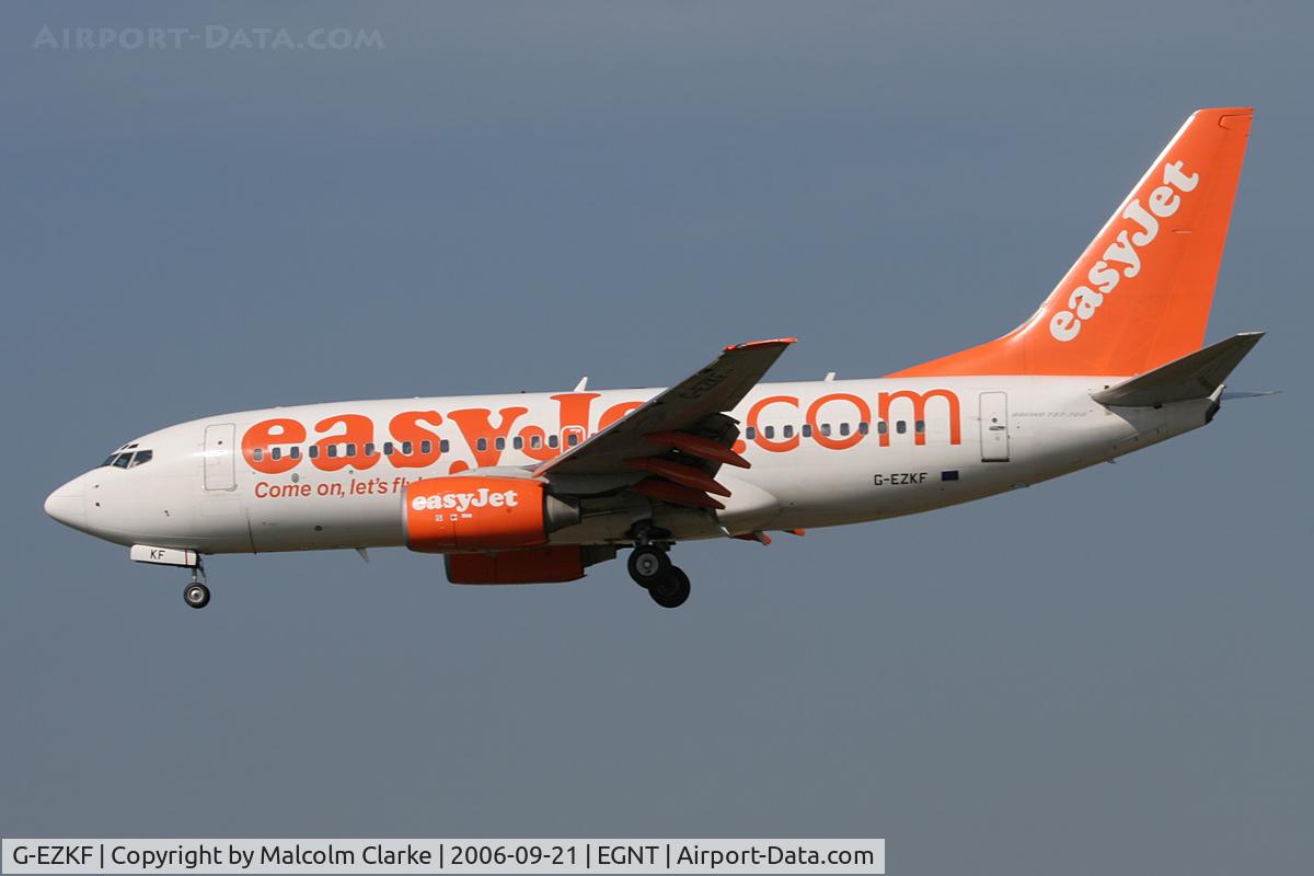 G-EZKF, 2004 Boeing 737-73V C/N 32427, Boeing 737-73V on approach to Newcastle Airport, September 2006.
