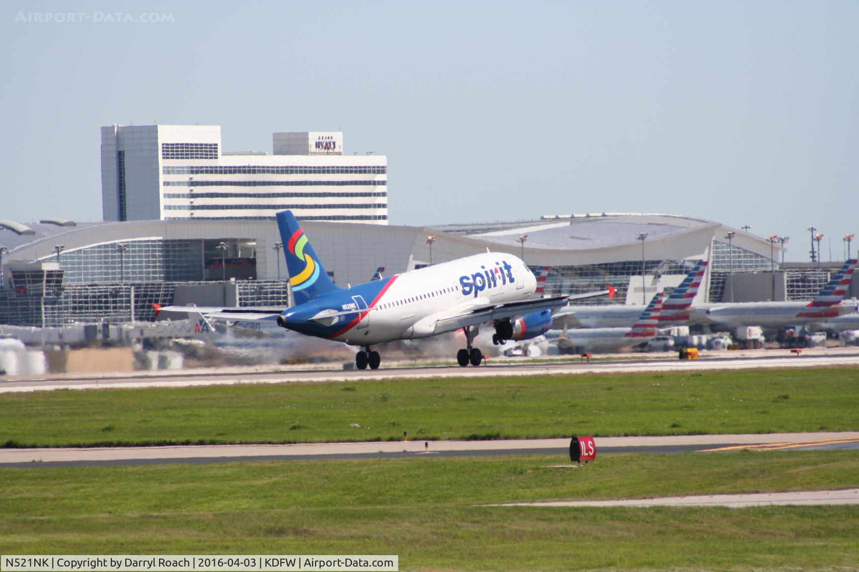 N521NK, 2006 Airbus A319-132 C/N 2797, NKS 319 touches down 18R.