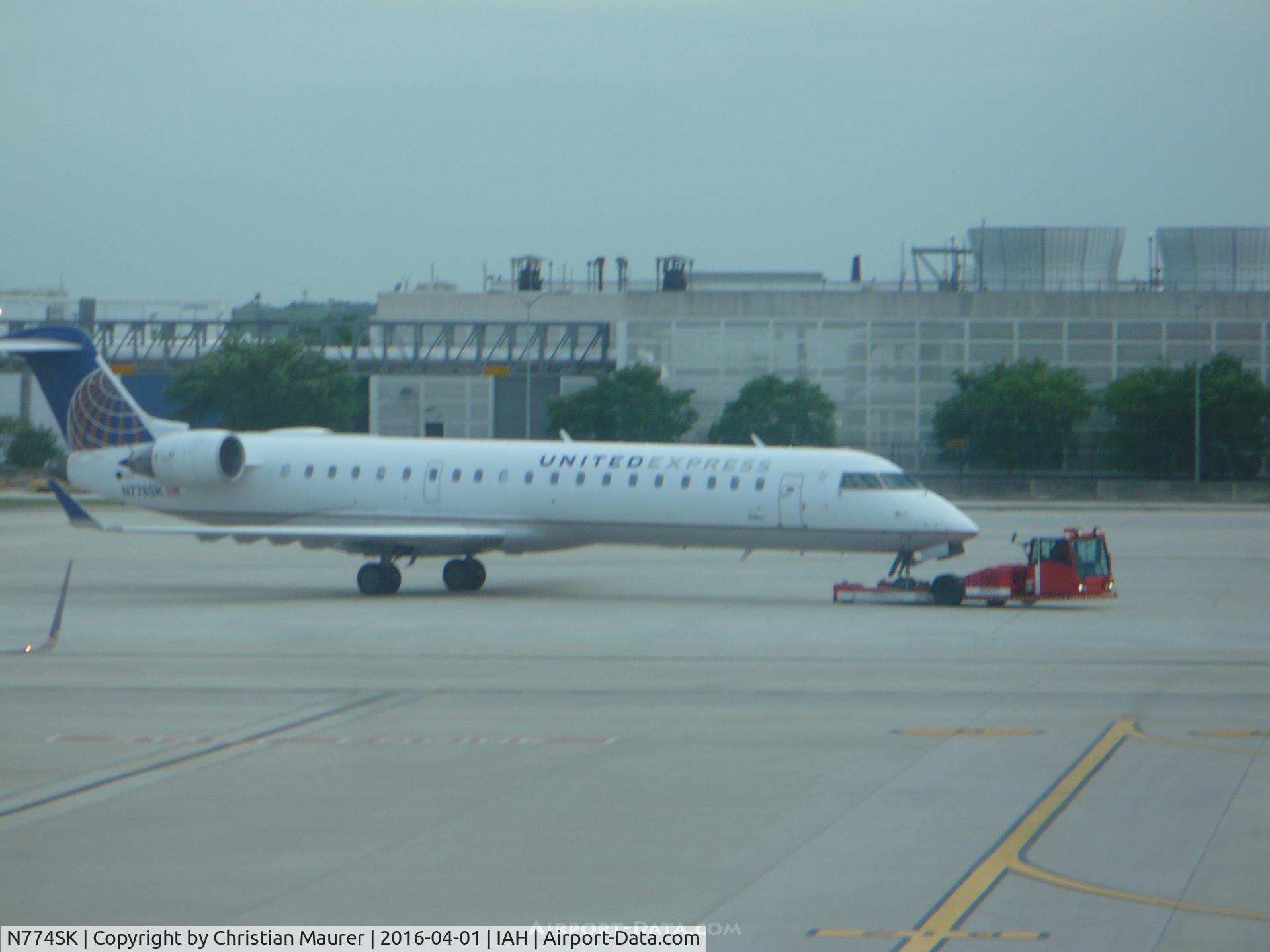 N774SK, 2006 Canadair CL-600-2C10 Regional Jet CRJ-700 C/N 10240, CRJ-700LR