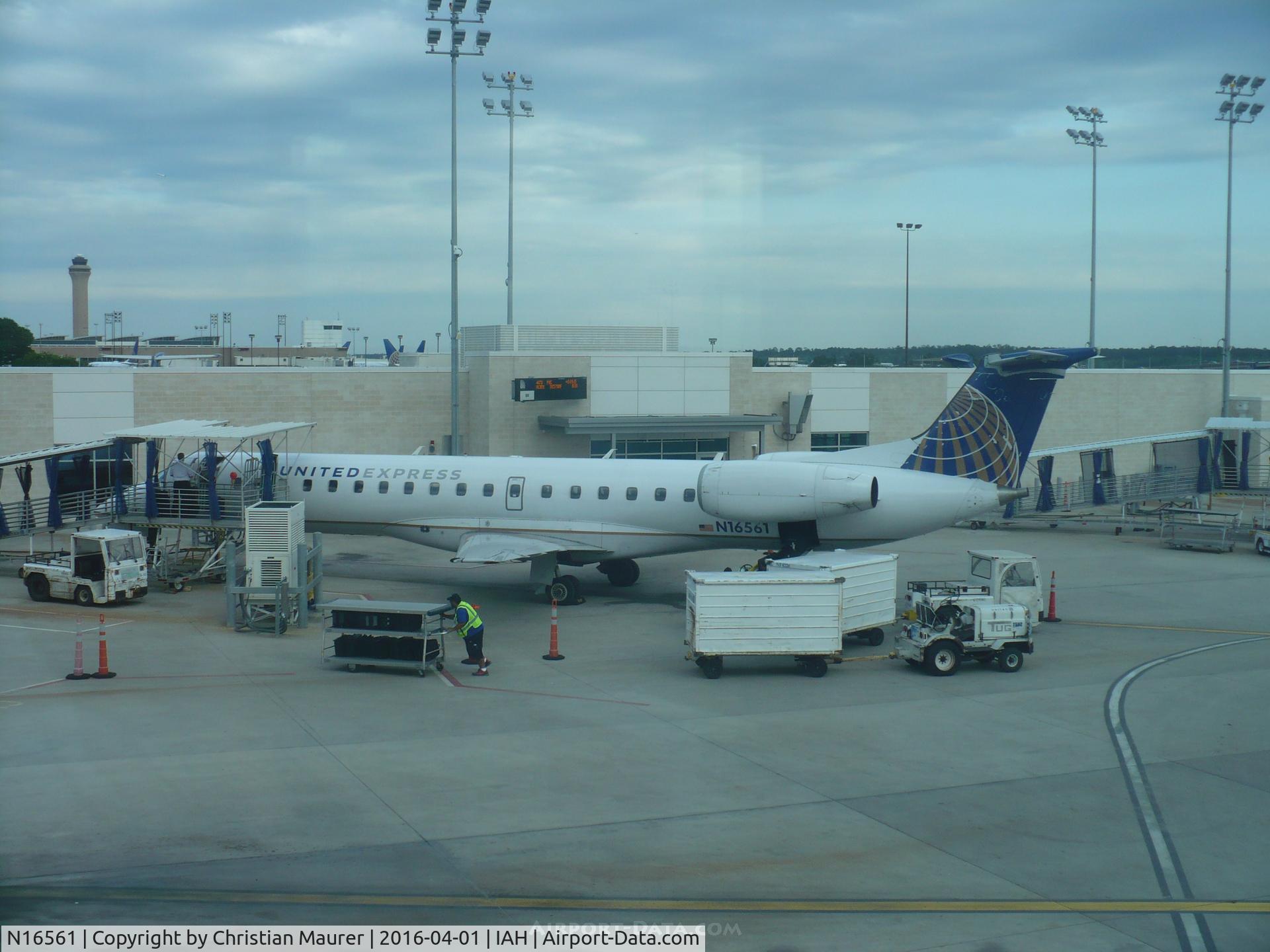 N16561, 2002 Embraer ERJ-145LR (EMB-145LR) C/N 145610, ERJ-145LR