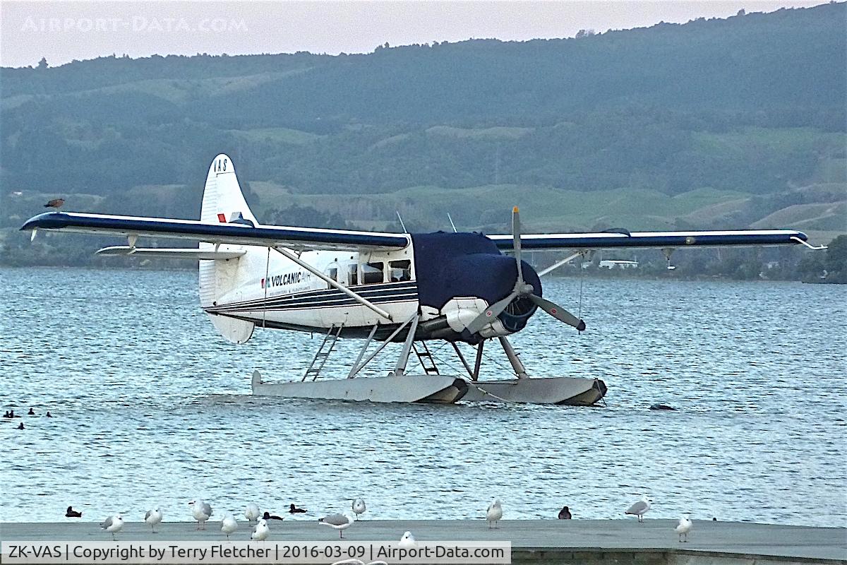 ZK-VAS, 1954 De Havilland Canada DHC-3 Otter Otter C/N 35, Volcanic Air's DHC-3 Otter on Lake Rotorua , New Zealand