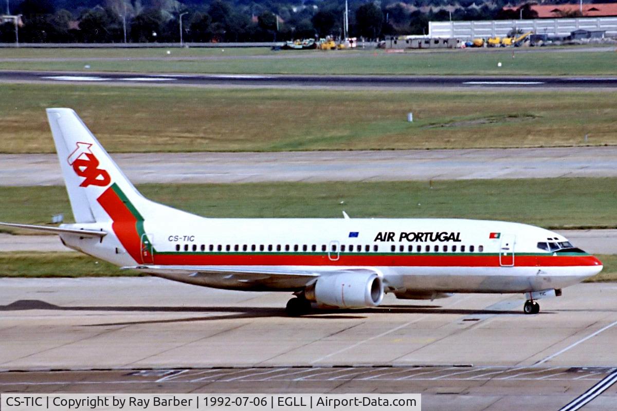 CS-TIC, 1989 Boeing 737-382 C/N 24366, Boeing  737-382 [24366] (TAP Air Portugal) Heathrow~G 06/07/1992