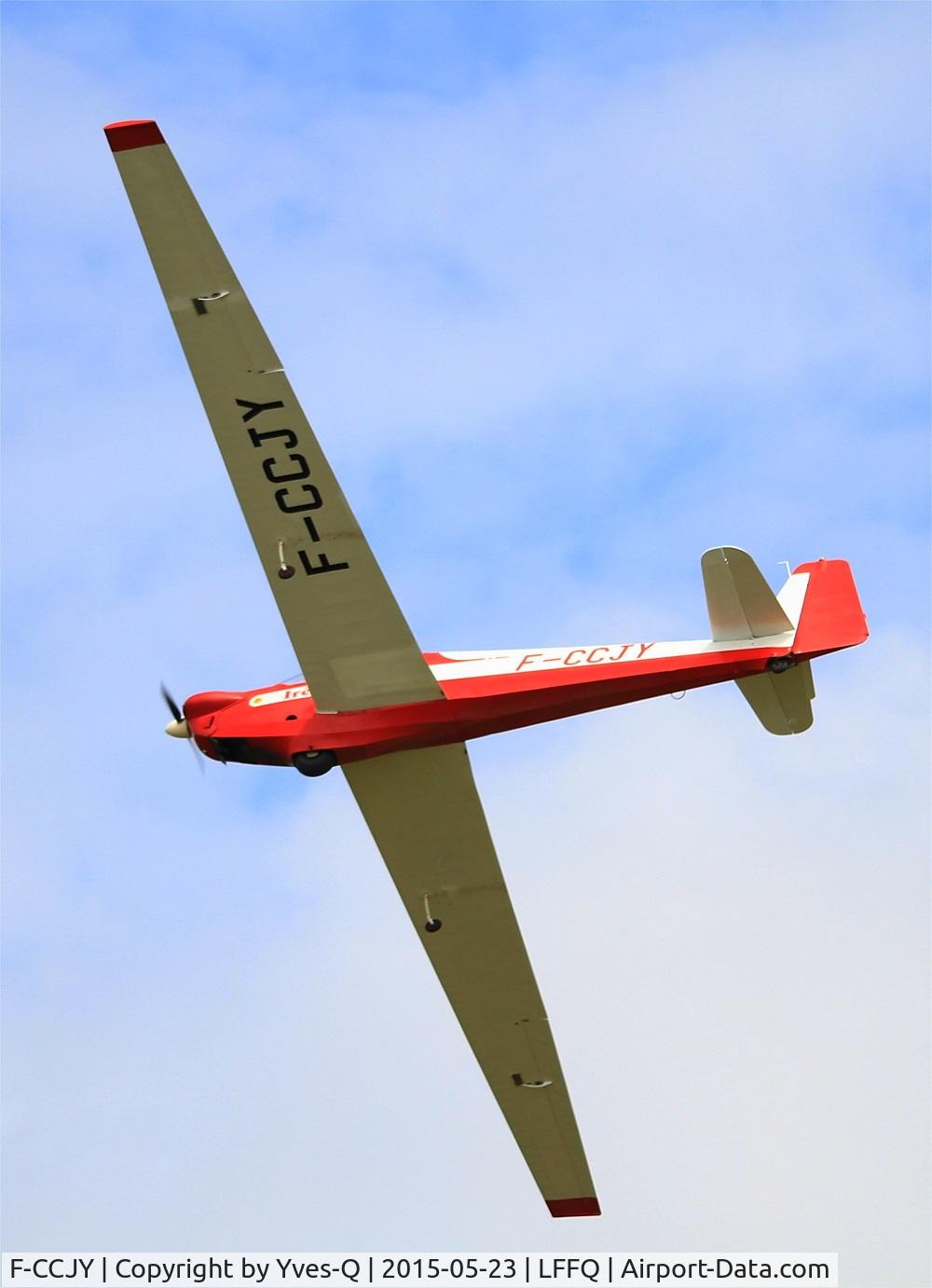 F-CCJY, 1974 Scheibe SF-28A Tandem-Falke Tandem Falke C/N 5763, Scheibe SF-28A Tandem Falke, On display, La Ferté-Alais airfield (LFFQ) Airshow 2015