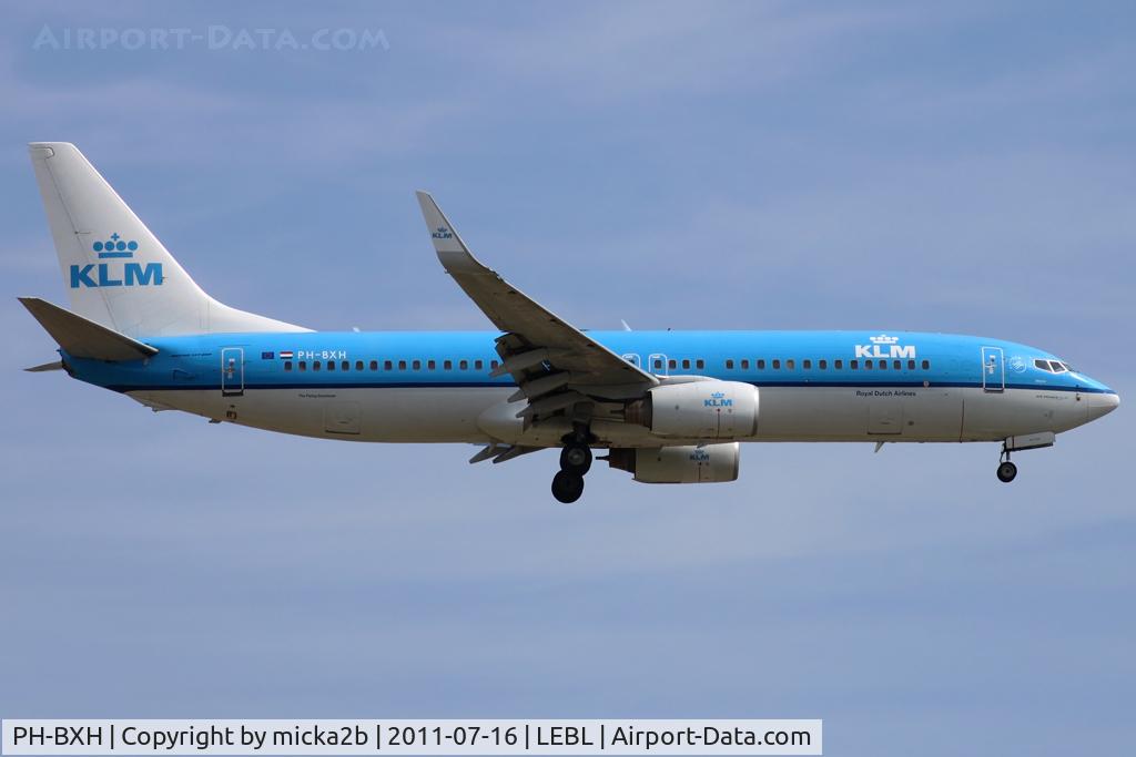 PH-BXH, 2000 Boeing 737-8K2 C/N 29597, Landing