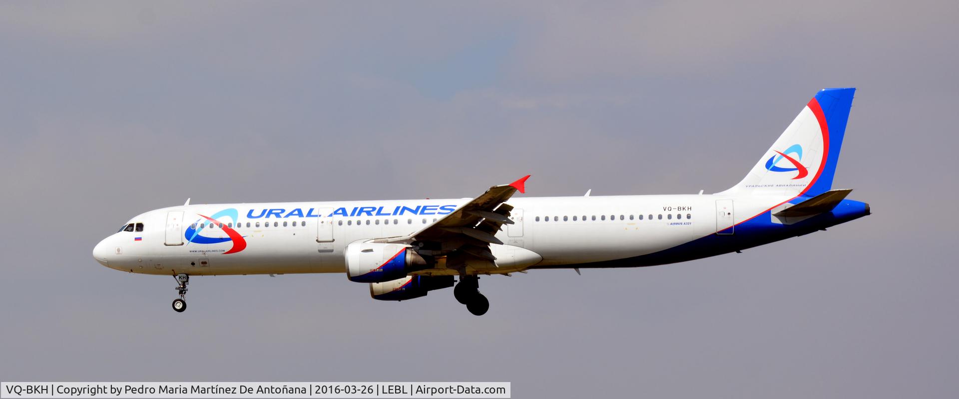 VQ-BKH, 1998 Airbus A321-211 C/N 0841, El Prat -  Barcelona  -  España