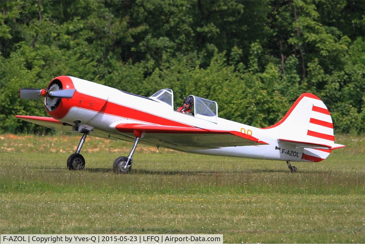 F-AZOL, 1977 Yakovlev Yak-50 C/N 77-1009, Yakovlev YAK-50, Landing rwy 28, La Ferté-Alais airfield (LFFQ) Airshow 2015