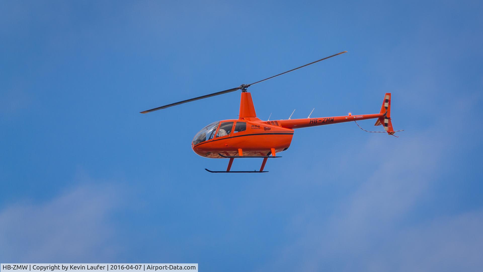 HB-ZMW, 2014 Robinson R66 Turbine C/N 0570, Überflüg bei Günzburg