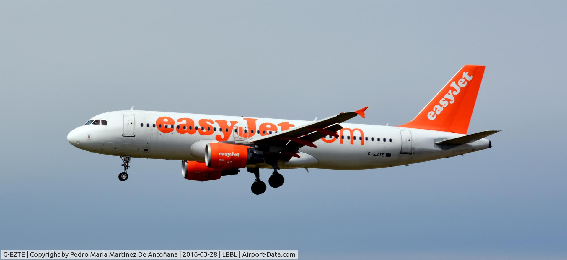 G-EZTE, 2009 Airbus A320-214 C/N 3913, El Prat -  Barcelona  -  España