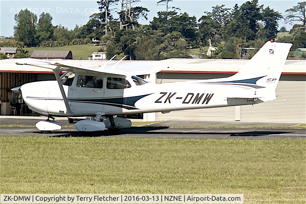 ZK-DMW, Cessna 172S C/N 172S9620, At North Shore Aerodrome, North Island , New Zealand
