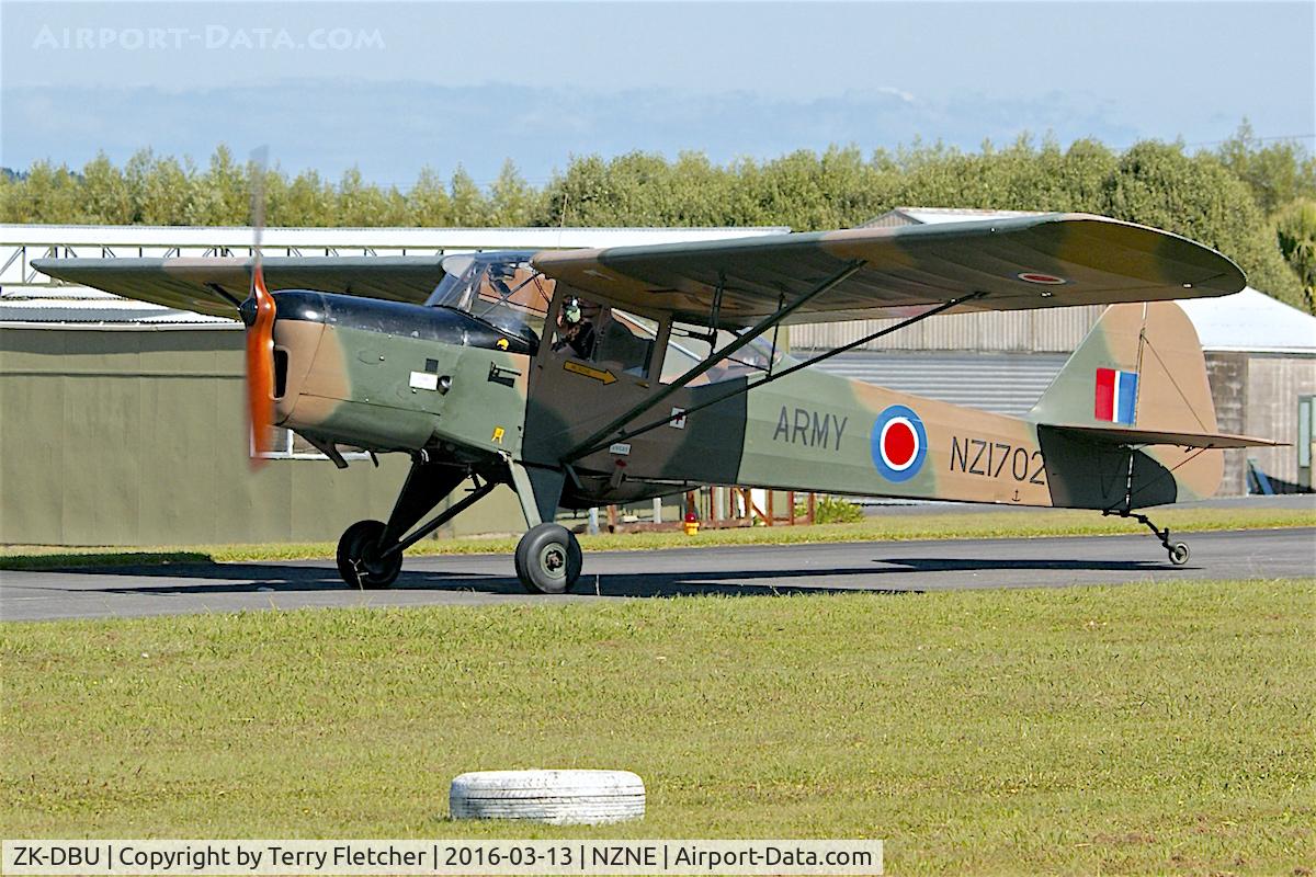 ZK-DBU, Auster J-5 Adventurer C/N 2096, At North Shore Aerodrome, North Island , New Zealand