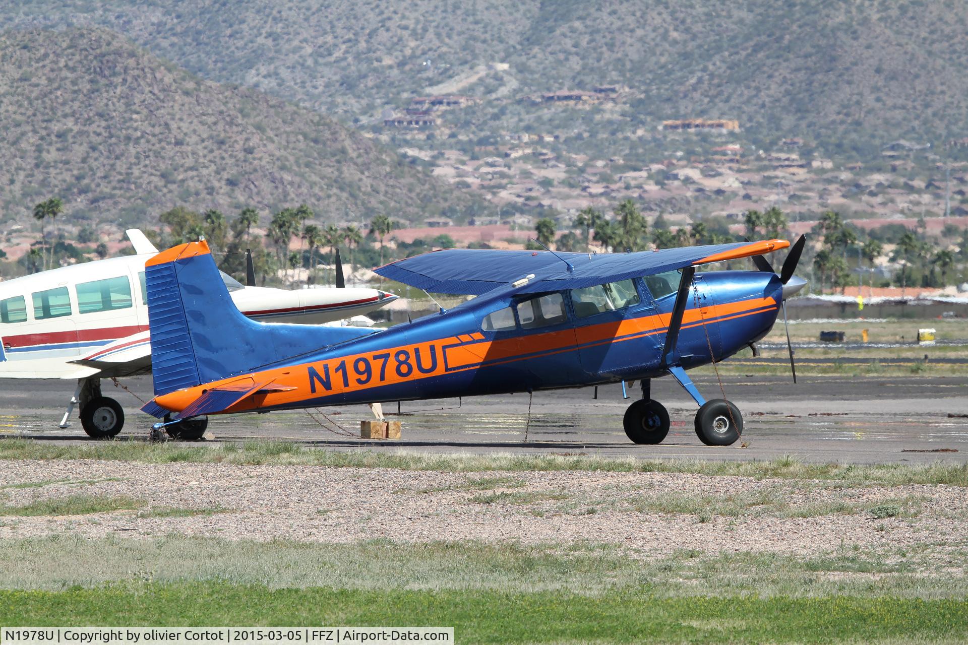 N1978U, 1970 Cessna A185E Skywagon 185 C/N 18501718, now in the desert