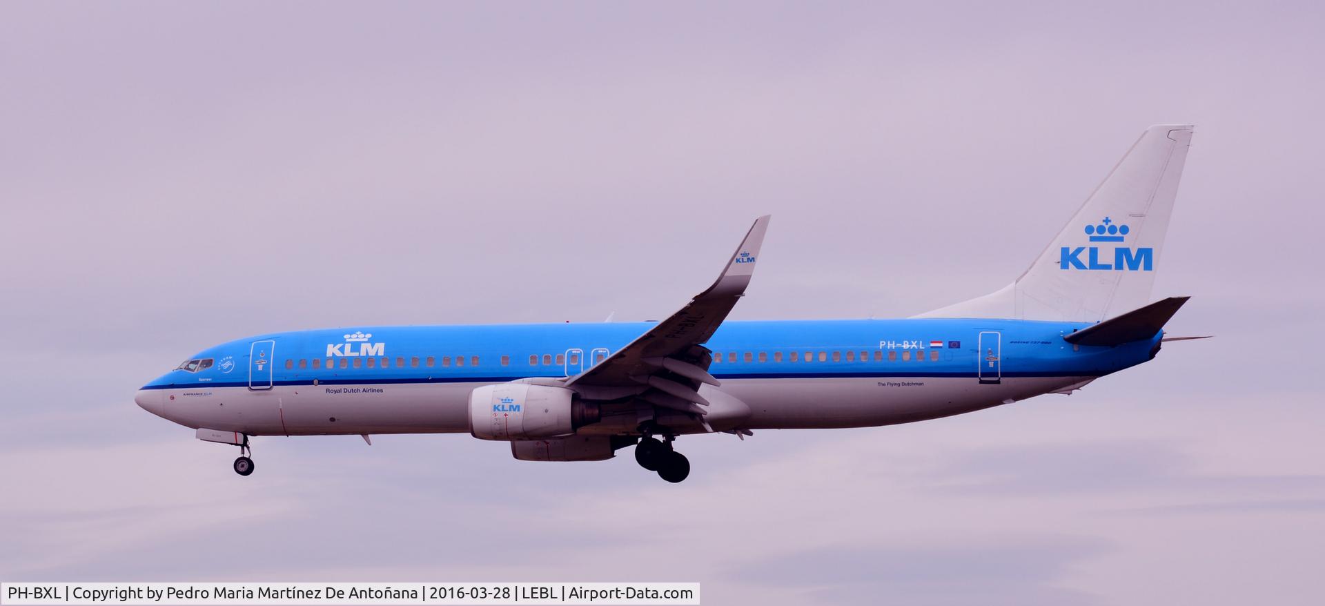 PH-BXL, 2000 Boeing 737-8K2 C/N 30359, El Prat -  Barcelona  -  España