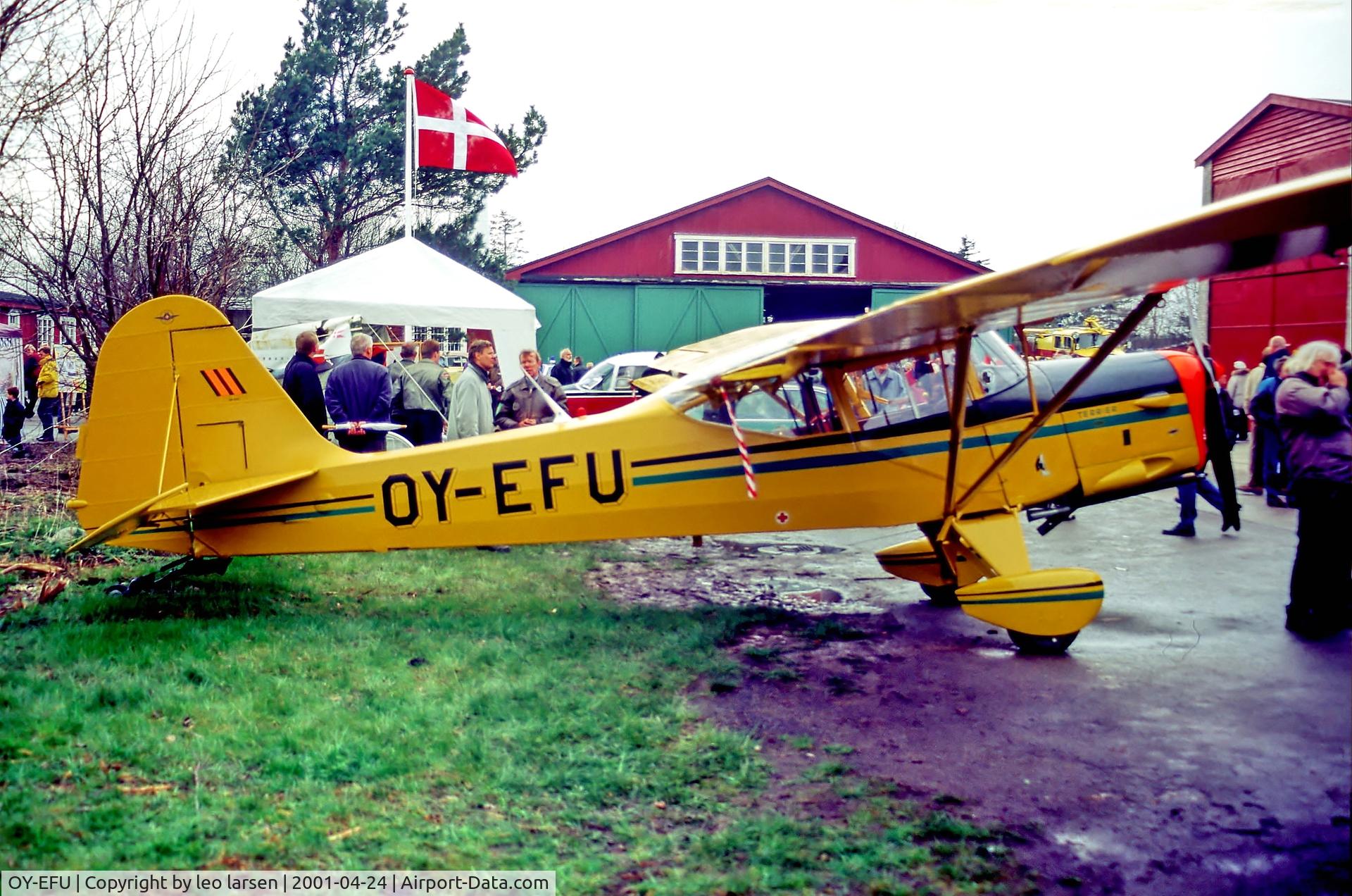 OY-EFU, 1964 Beagle A-61 Terrier 2 C/N B.630, Avedøre 24.4.01