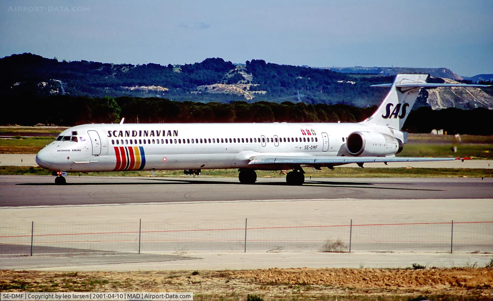 SE-DMF, 1996 McDonnell Douglas MD-90-30 C/N 53457, Madrid 10.4.01