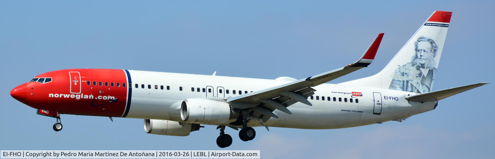 EI-FHO, 2009 Boeing 737-86N C/N 35647, El Prat -  Barcelona  -  España