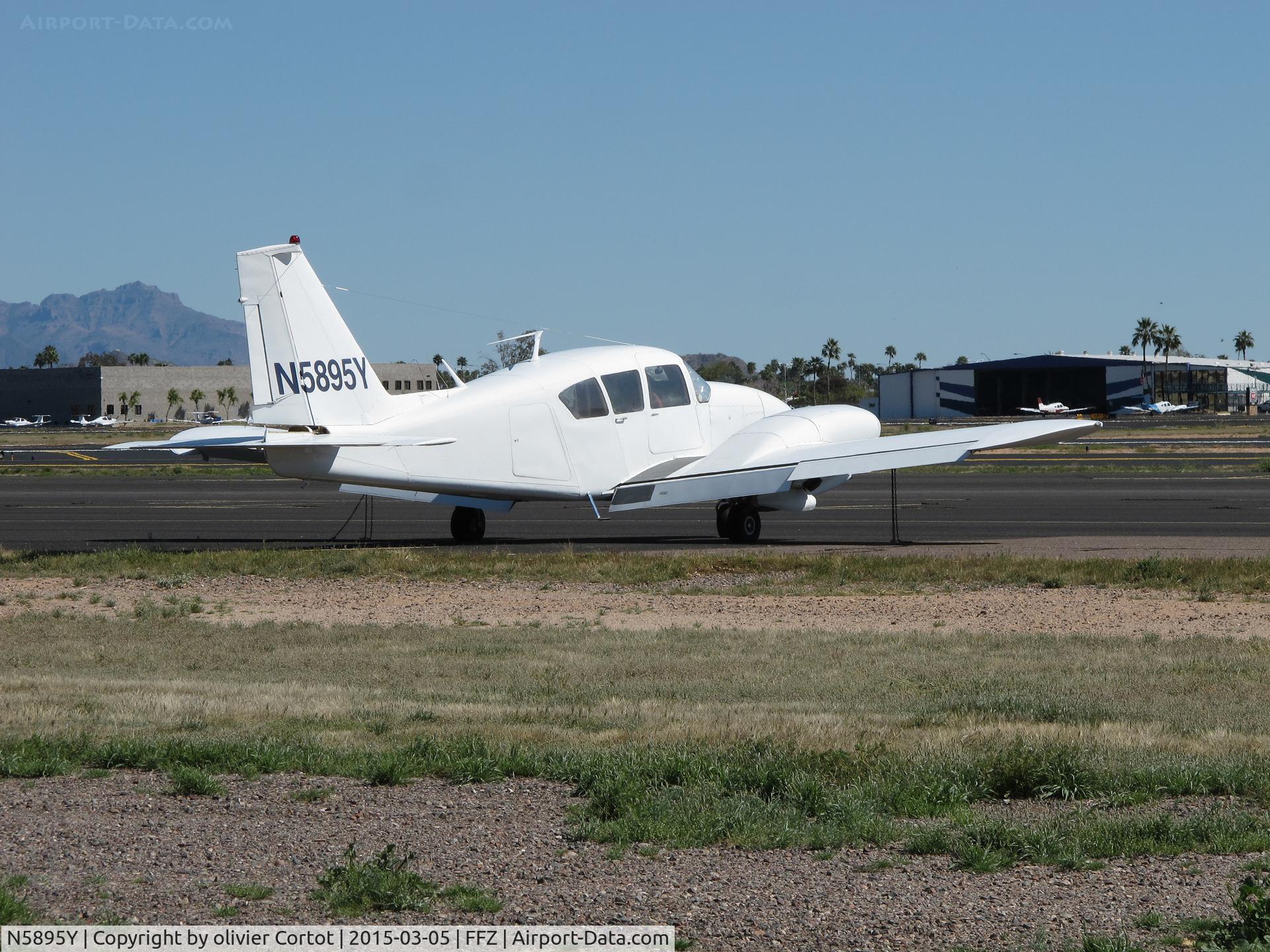 N5895Y, 1966 Piper PA-23-250 C/N 27-3050, Falcon field